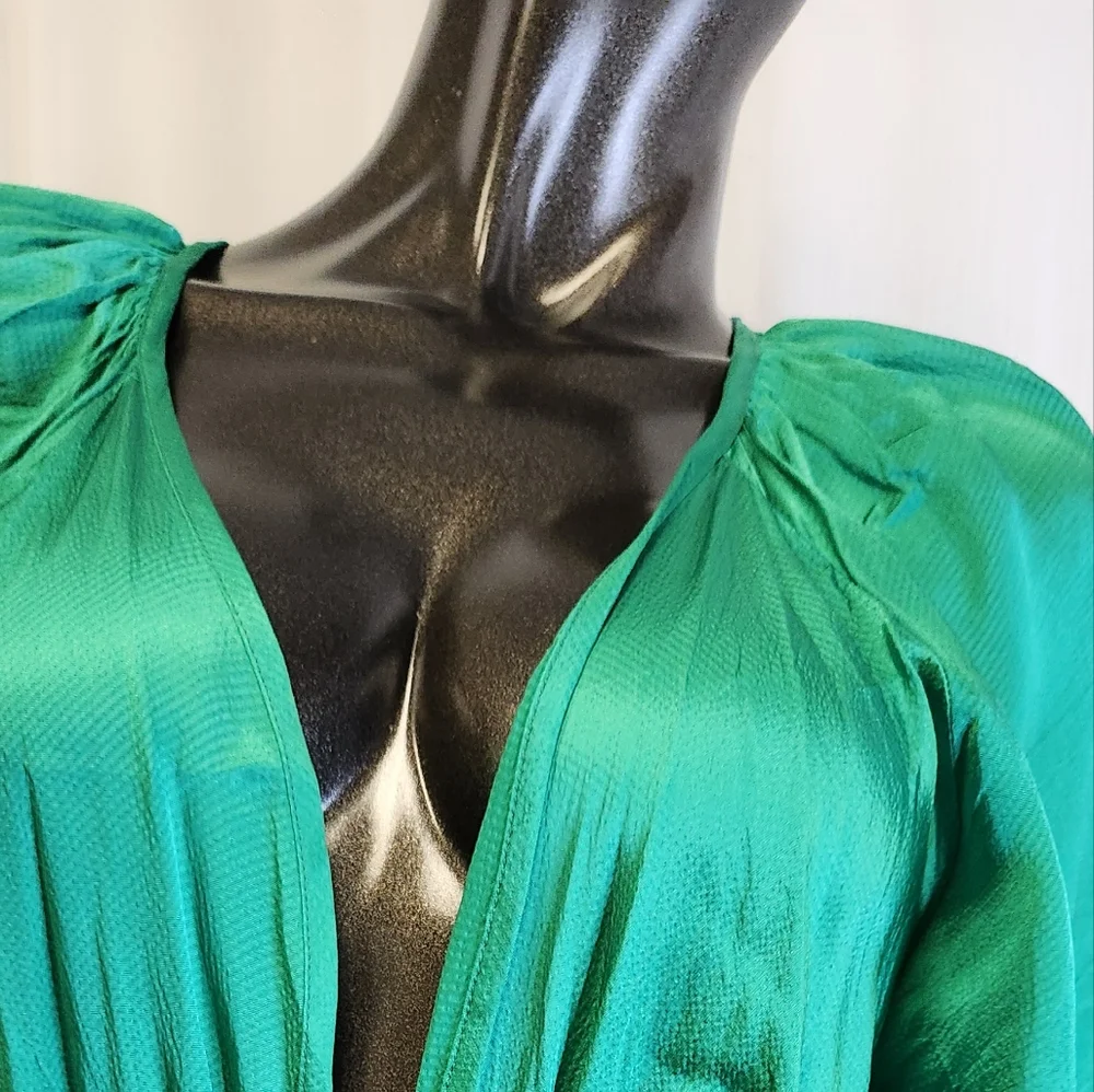 Elegant Green Maxi Dress - Picture 12 of 16